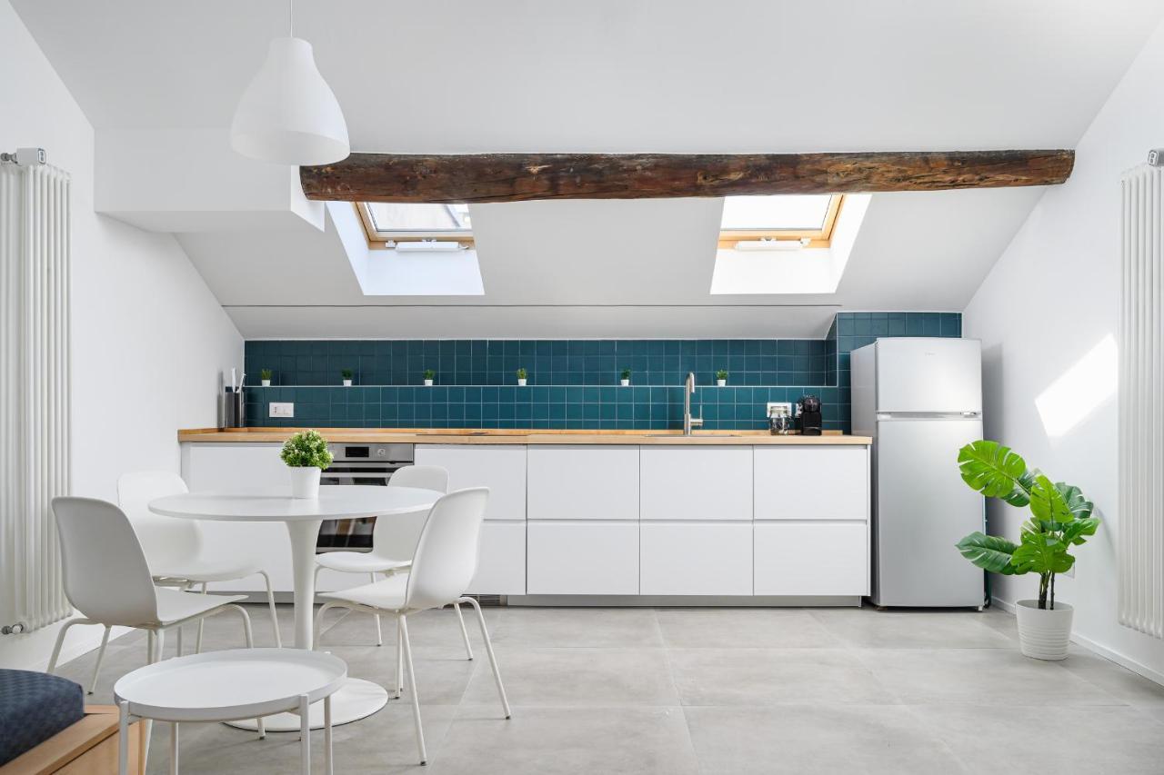 Design Attic Porta Venezia Centrale 65M2 - Self Check-In มิลาน ภายนอก รูปภาพ