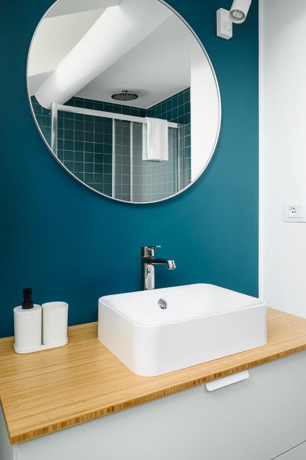 Design Attic Porta Venezia Centrale 65M2 - Self Check-In มิลาน ภายนอก รูปภาพ