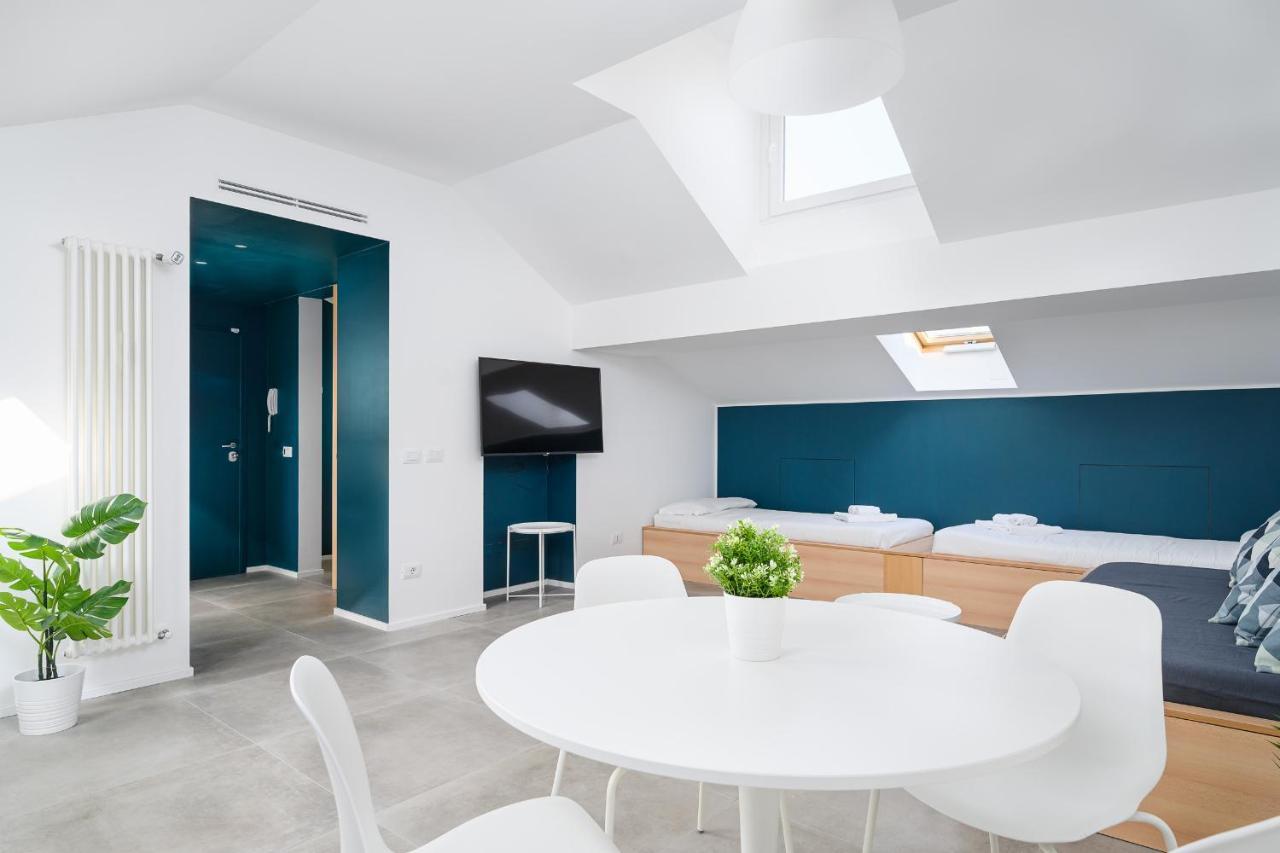 Design Attic Porta Venezia Centrale 65M2 - Self Check-In มิลาน ภายนอก รูปภาพ